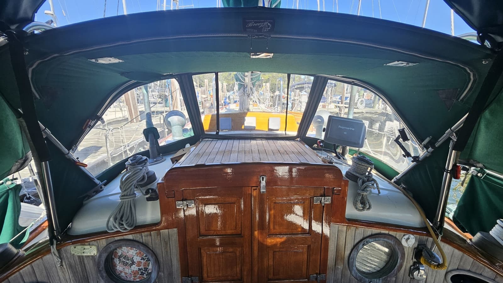 1985 Hans Christian 33T