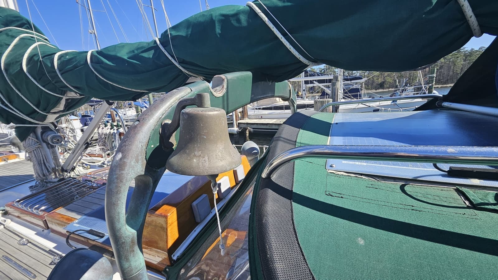 1985 Hans Christian 33T