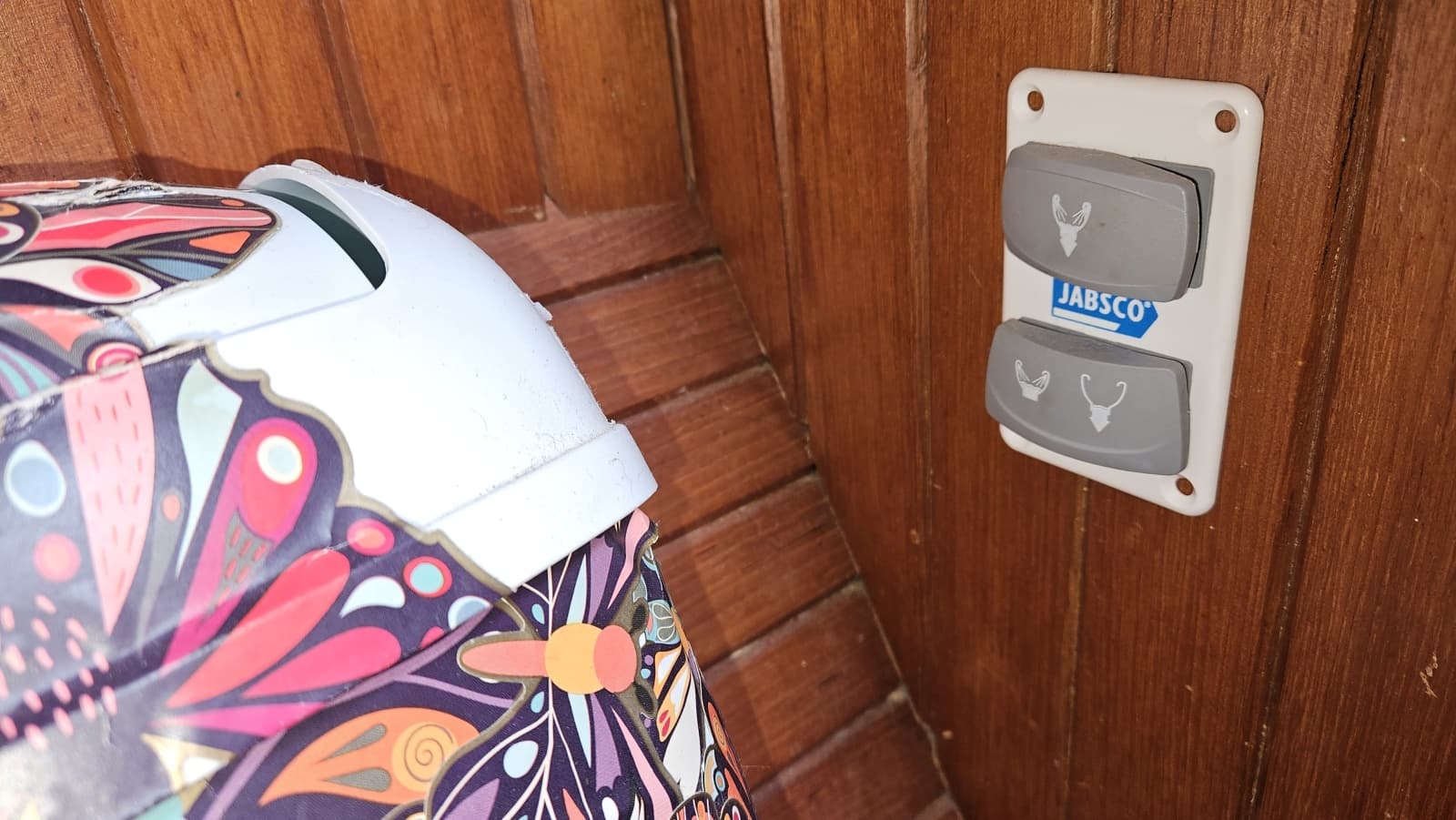 1985 Hans Christian 33T