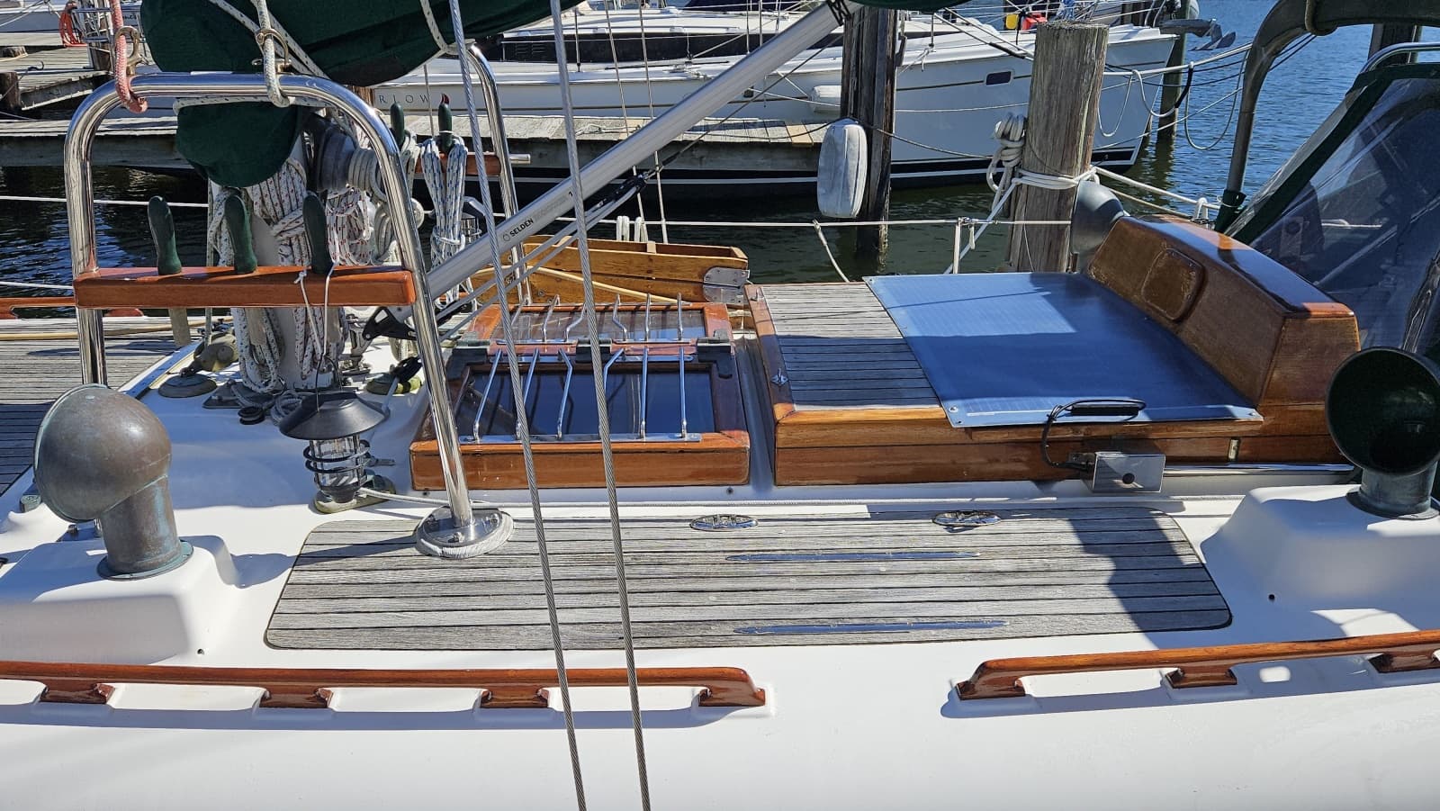 1985 Hans Christian 33T