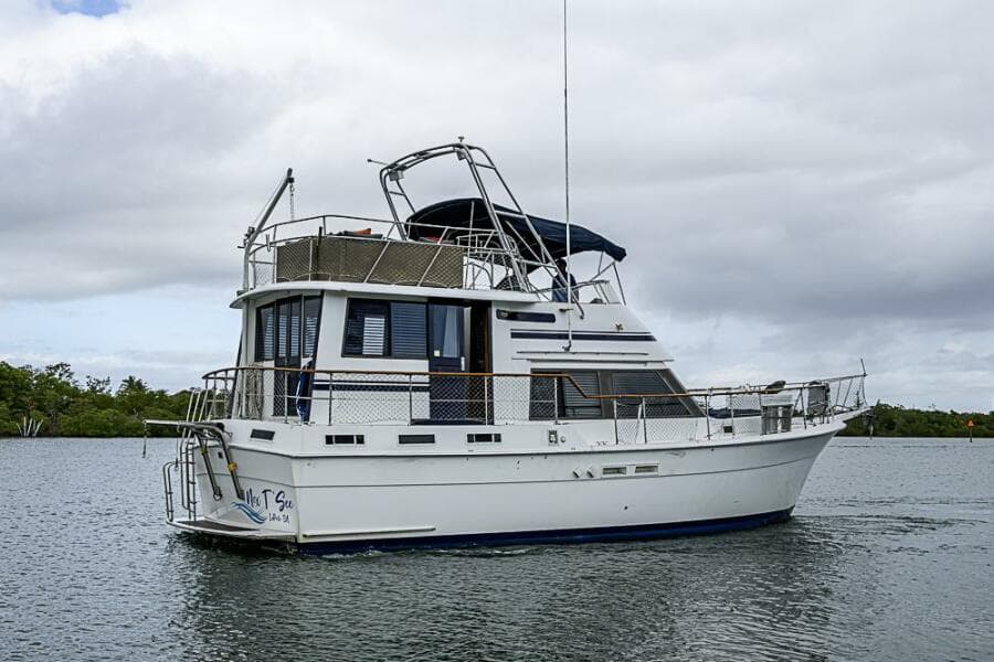 1985 Gulfstar 44 Motor Yacht