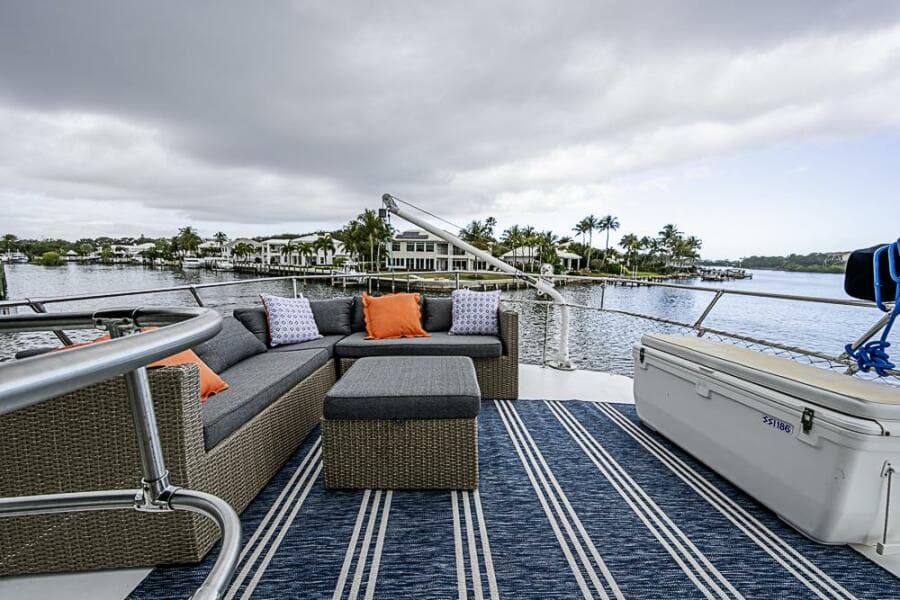 1985 Gulfstar 44 Motor Yacht