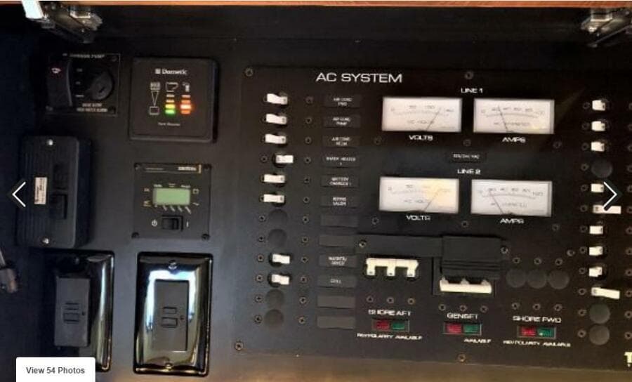 2009 Tiara Yachts Sovran 4300