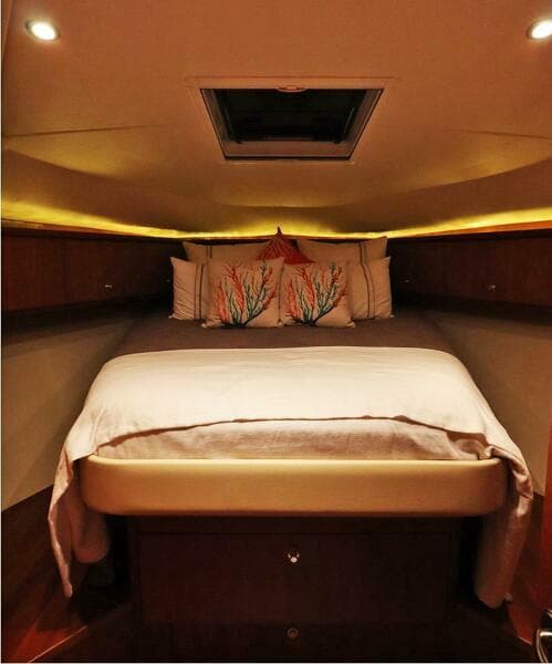 2009 Tiara Yachts Sovran 4300 - Photo 70