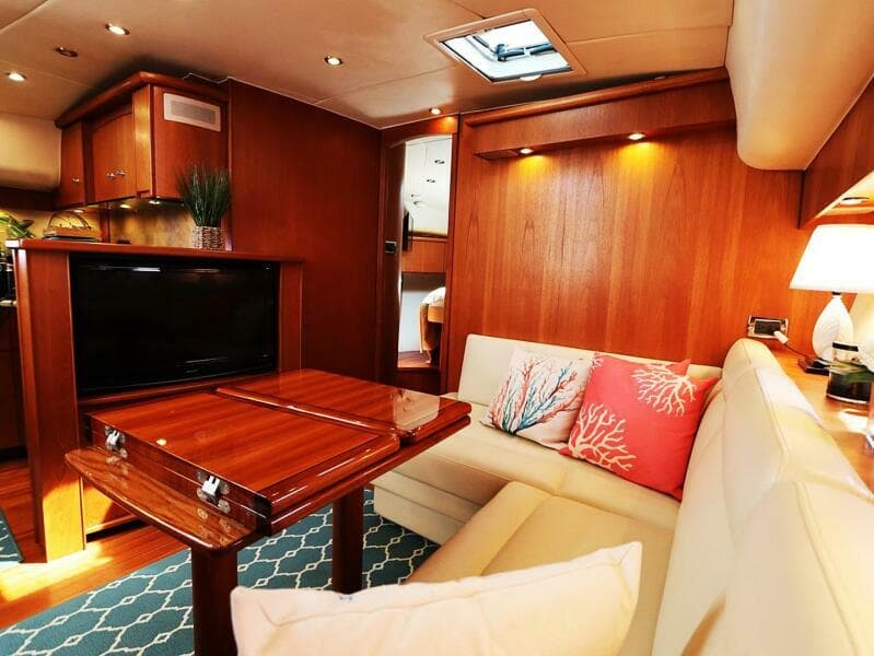 2009 Tiara Yachts Sovran 4300 - Photo 8