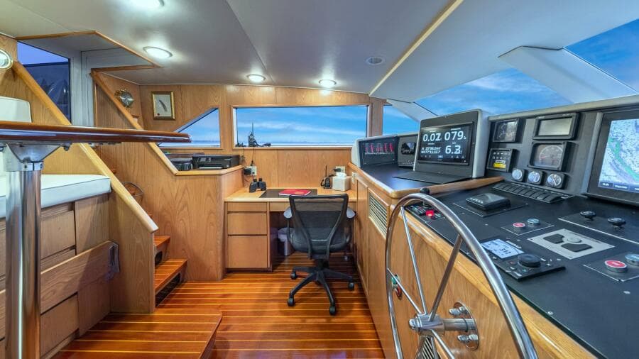 1997 Broward Raised Pilothouse
