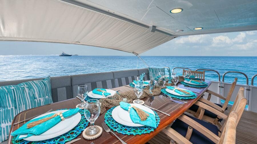 1997 Broward Raised Pilothouse