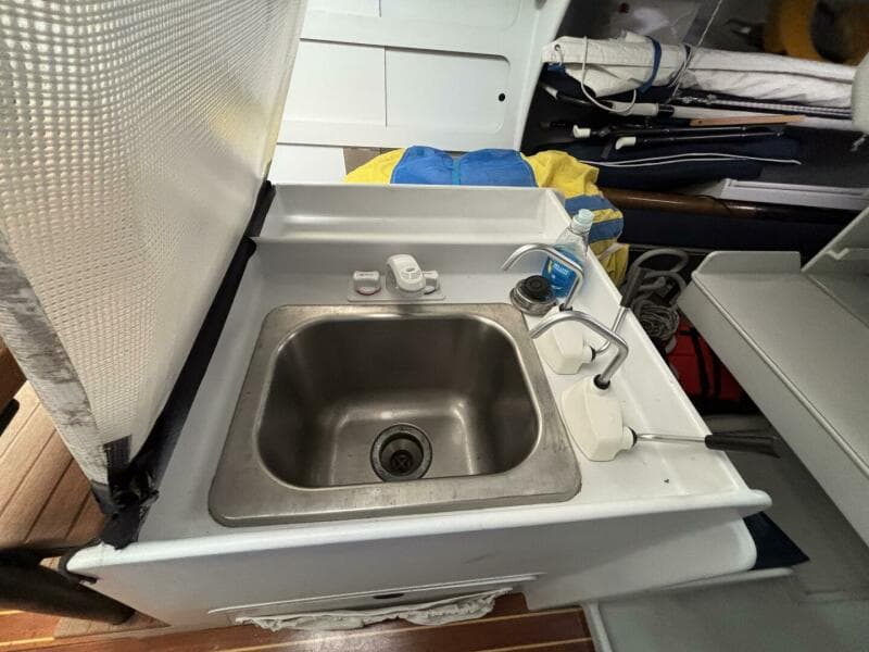 1995 Concordia Tripp 47