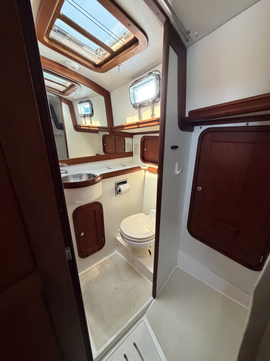 2003 Legacy Express - Photo 33