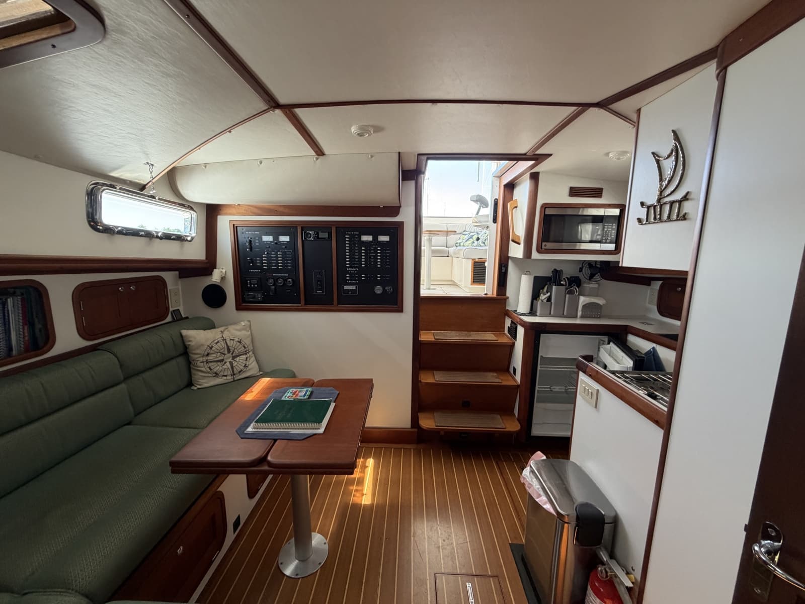 2003 Legacy Express - Photo 26