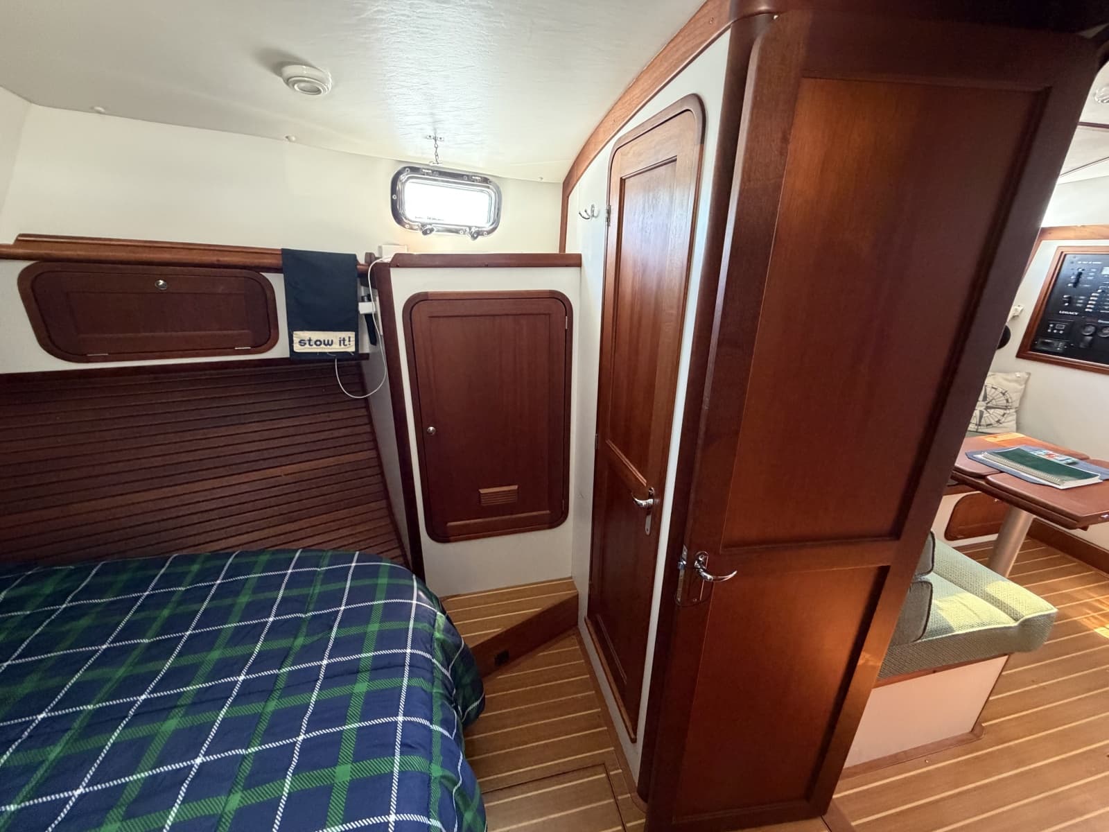 2003 Legacy Express - Photo 30