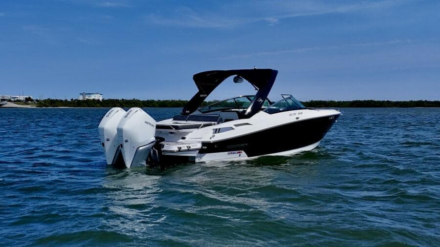 2020 Monterey 29 305SSD