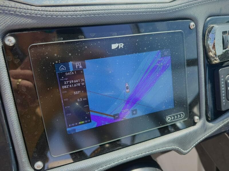 2020 Monterey 29 305SSD