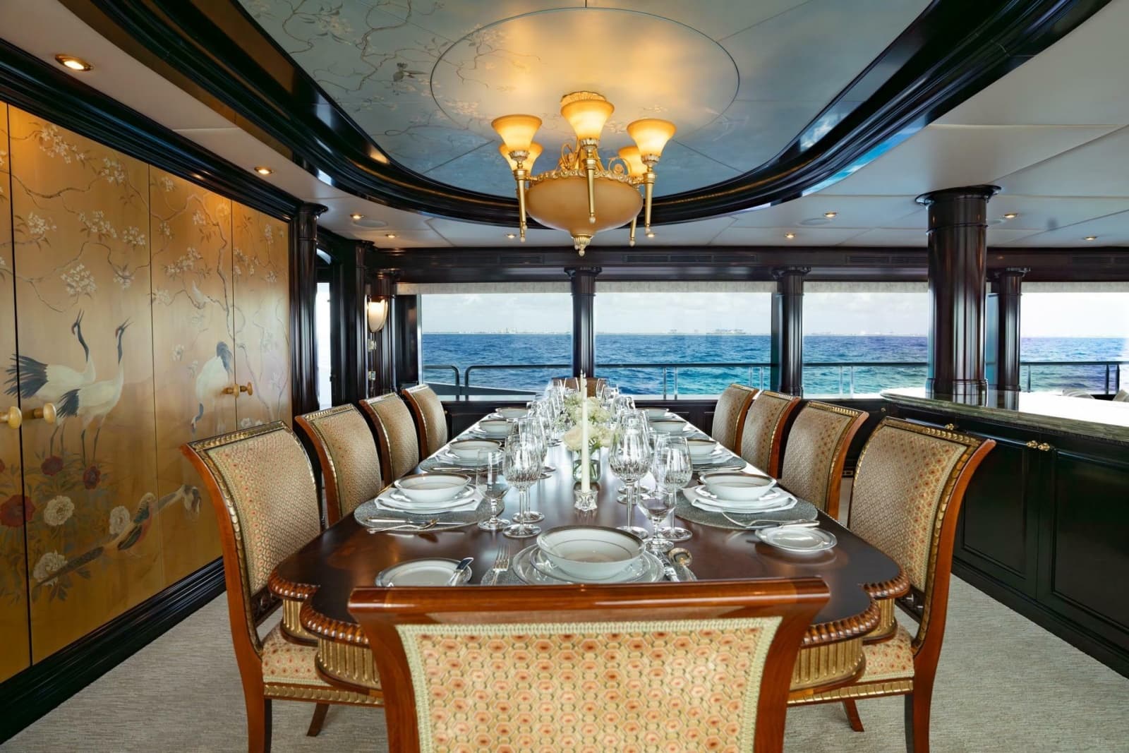 2006 Trinity Yachts Tri-Deck MY - Photo 5
