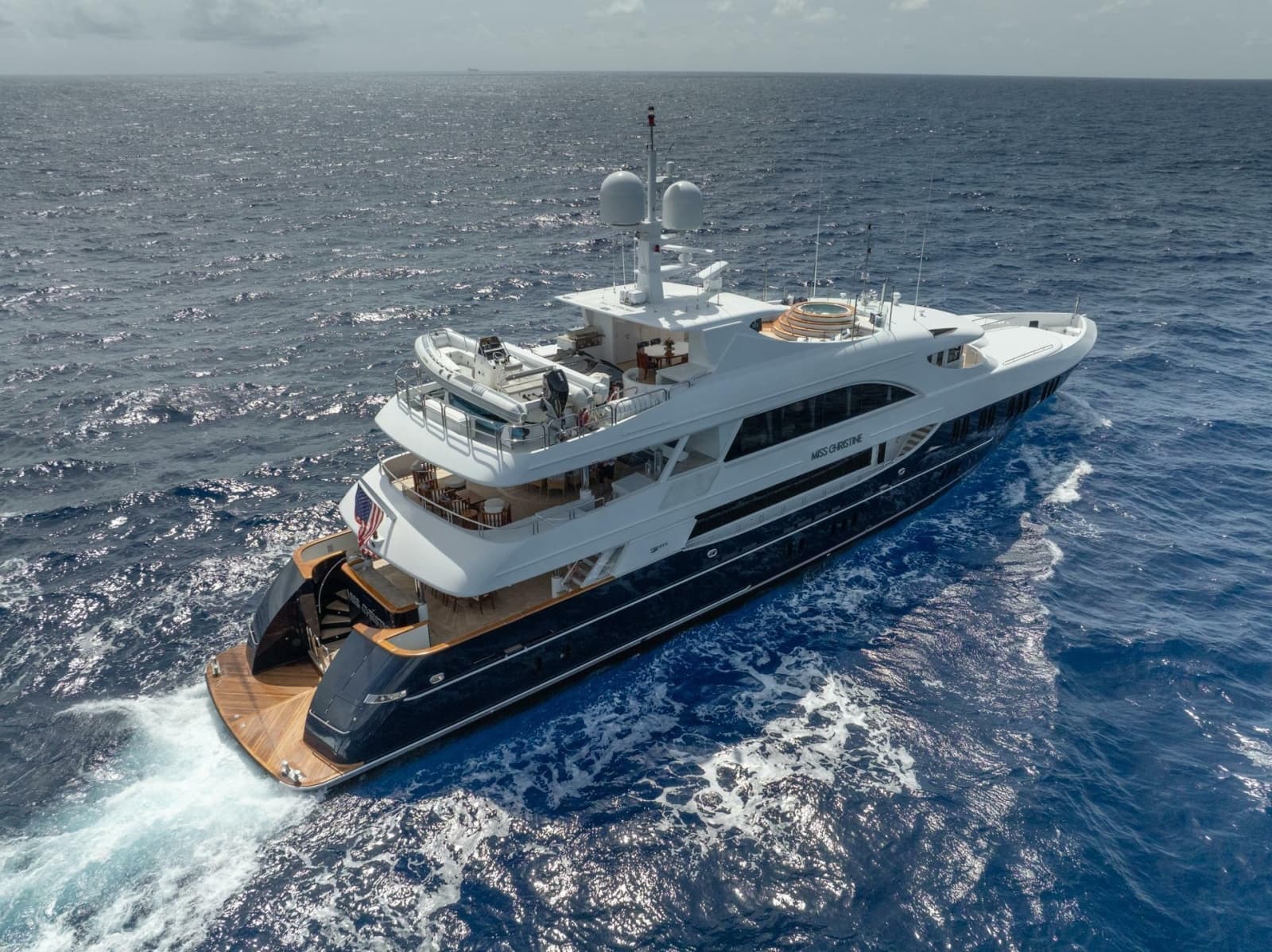 2006 Trinity Yachts Tri-Deck MY - Photo 30