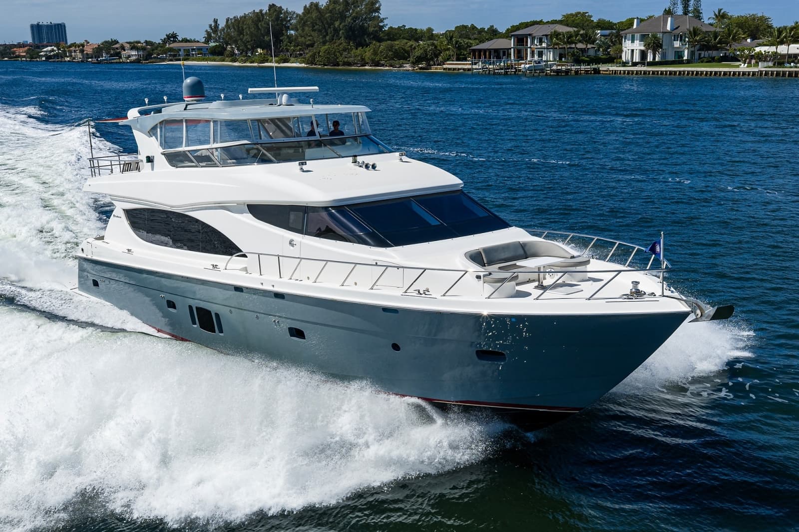 2013 Hatteras 80 Motor Yacht - Photo 78