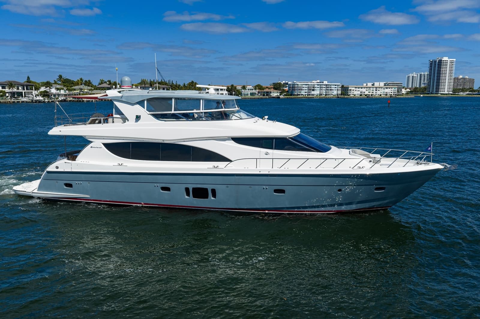 2013 Hatteras 80 Motor Yacht - Photo 60