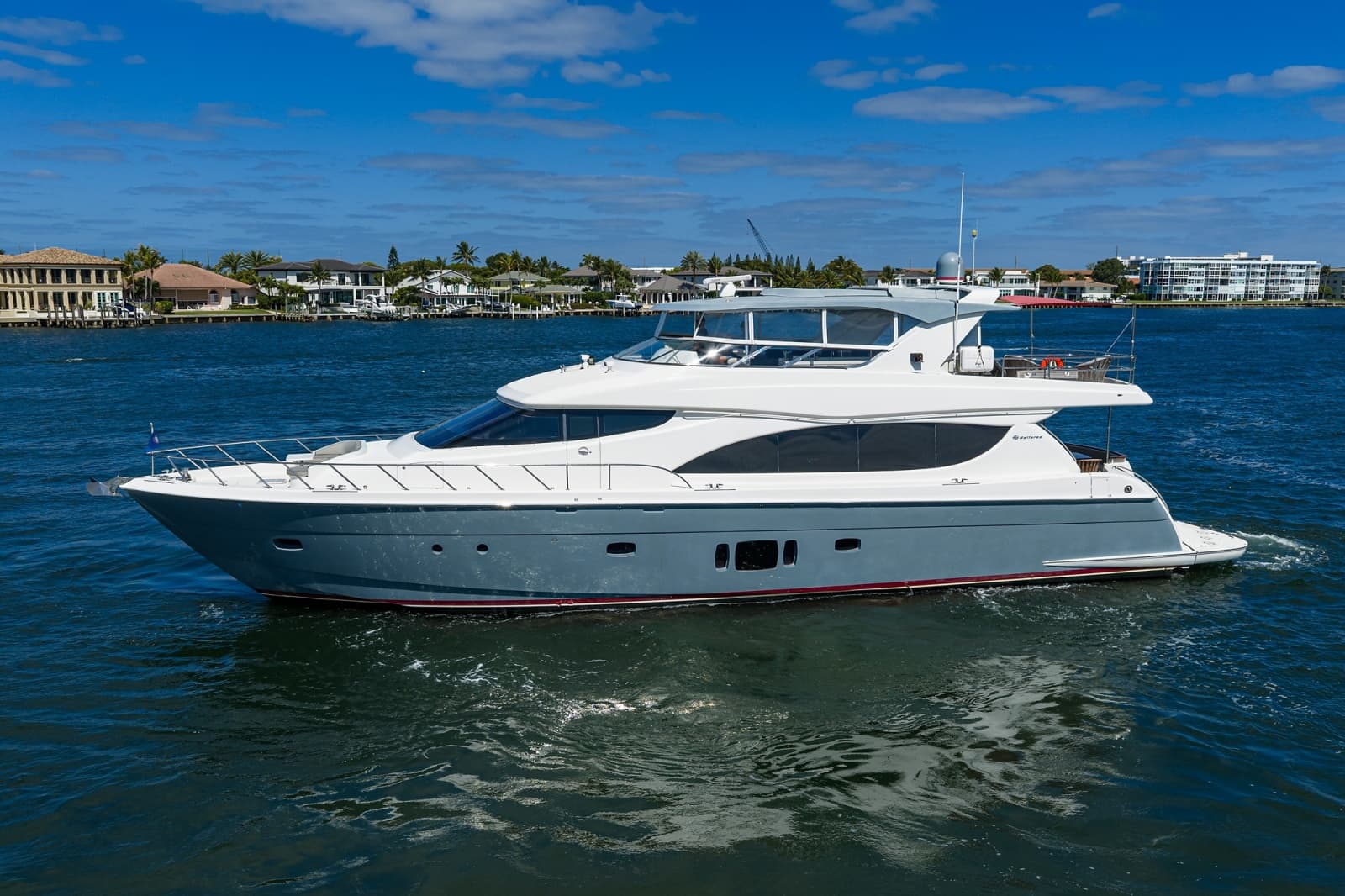 2013 Hatteras 80 Motor Yacht - Photo 67