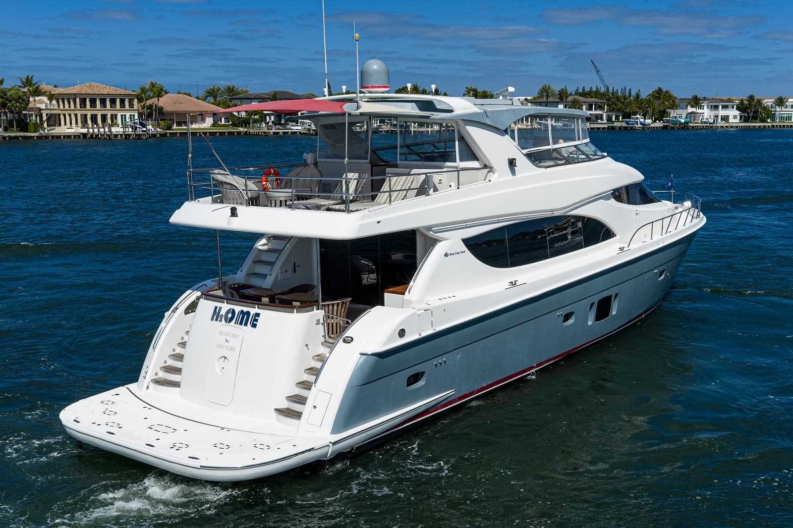 2013 Hatteras 80 Motor Yacht - Photo 72