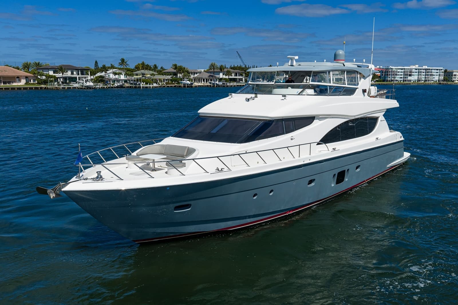 2013 Hatteras 80 Motor Yacht - Photo 64