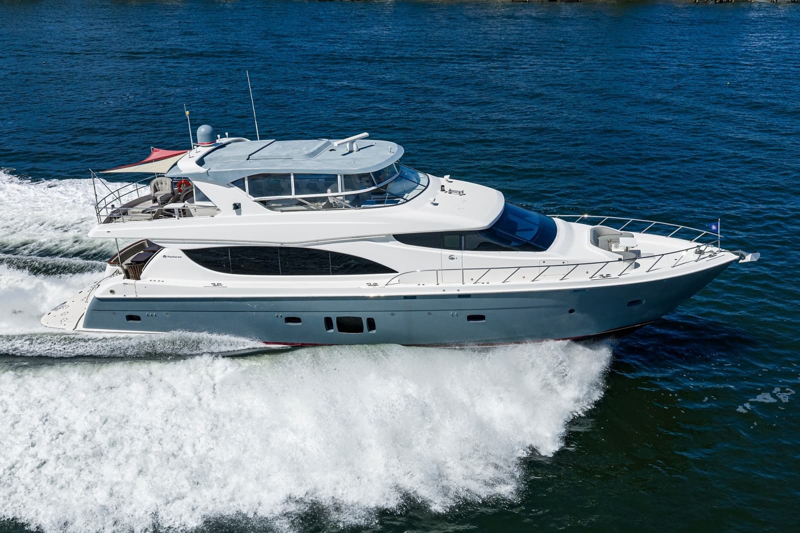 2013 Hatteras 80 Motor Yacht - Photo 76