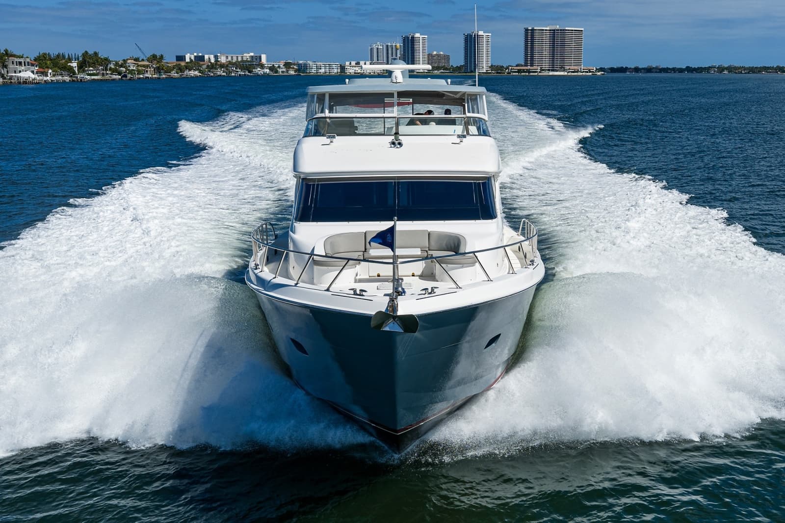 2013 Hatteras 80 Motor Yacht - Photo 80