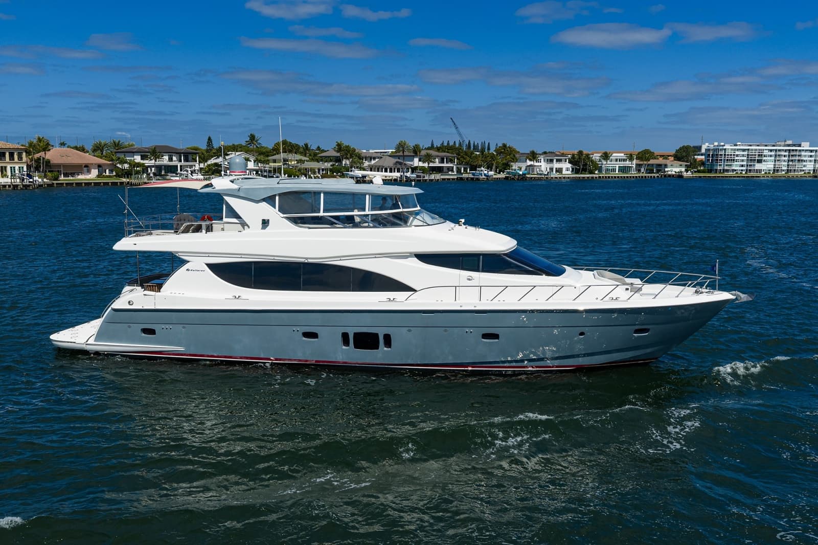 2013 Hatteras 80 Motor Yacht - Photo 59