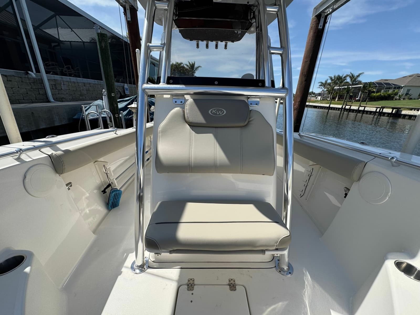 2022 Key West 244 Center Console