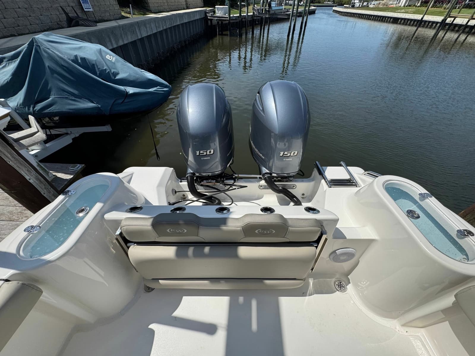 2022 Key West 244 Center Console