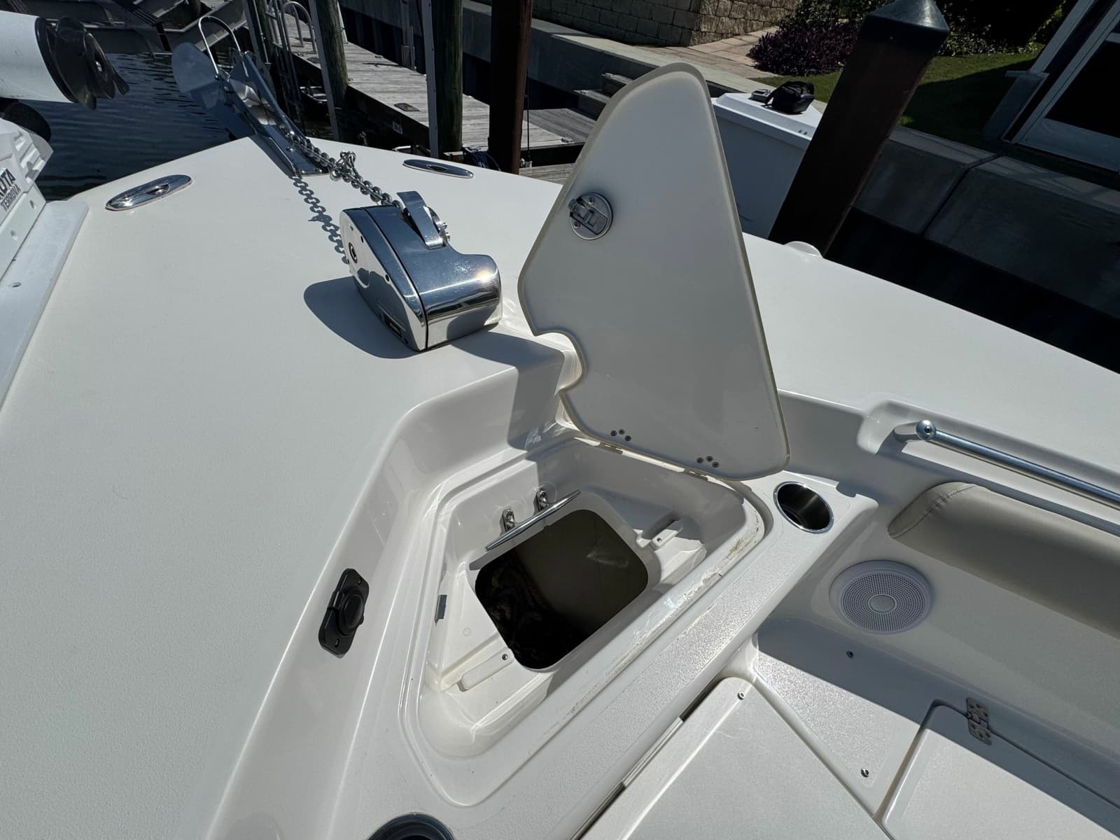 2022 Key West 244 Center Console