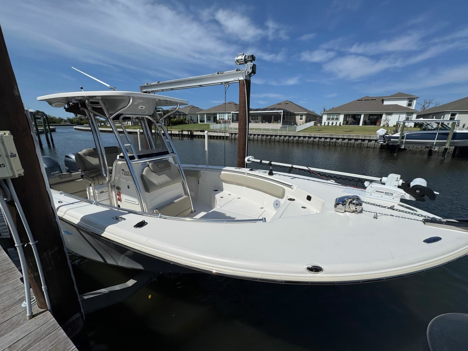 2022 Key West 244 Center Console