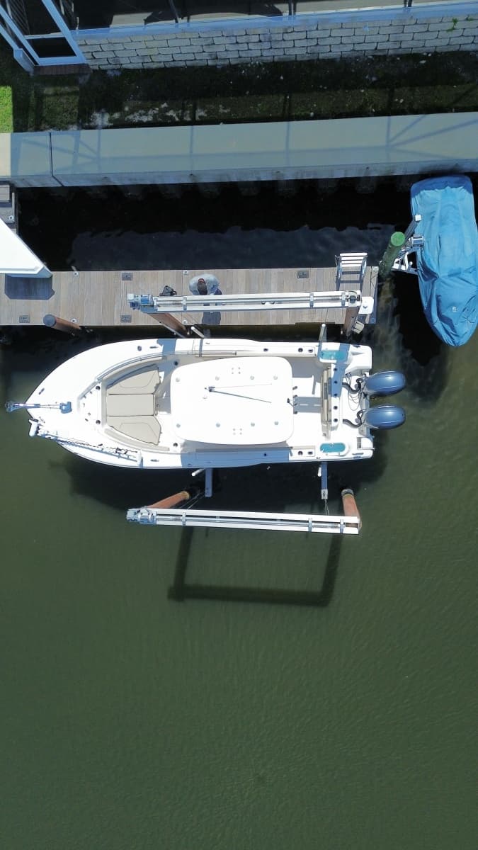 2022 Key West 244 Center Console