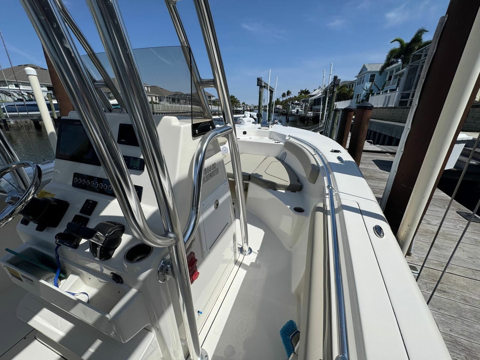 2022 Key West 244 Center Console
