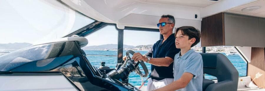 2026 Beneteau Antares 12 Coupe