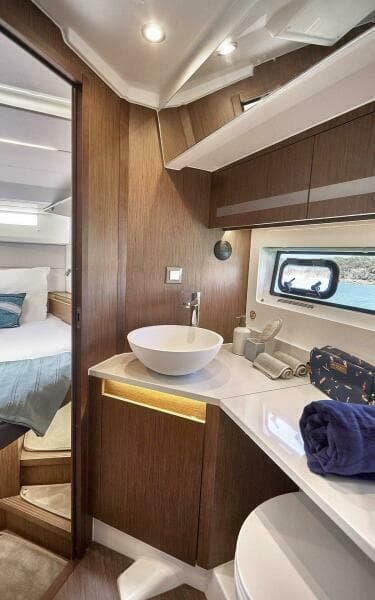 2026 Beneteau Antares 12 Coupe