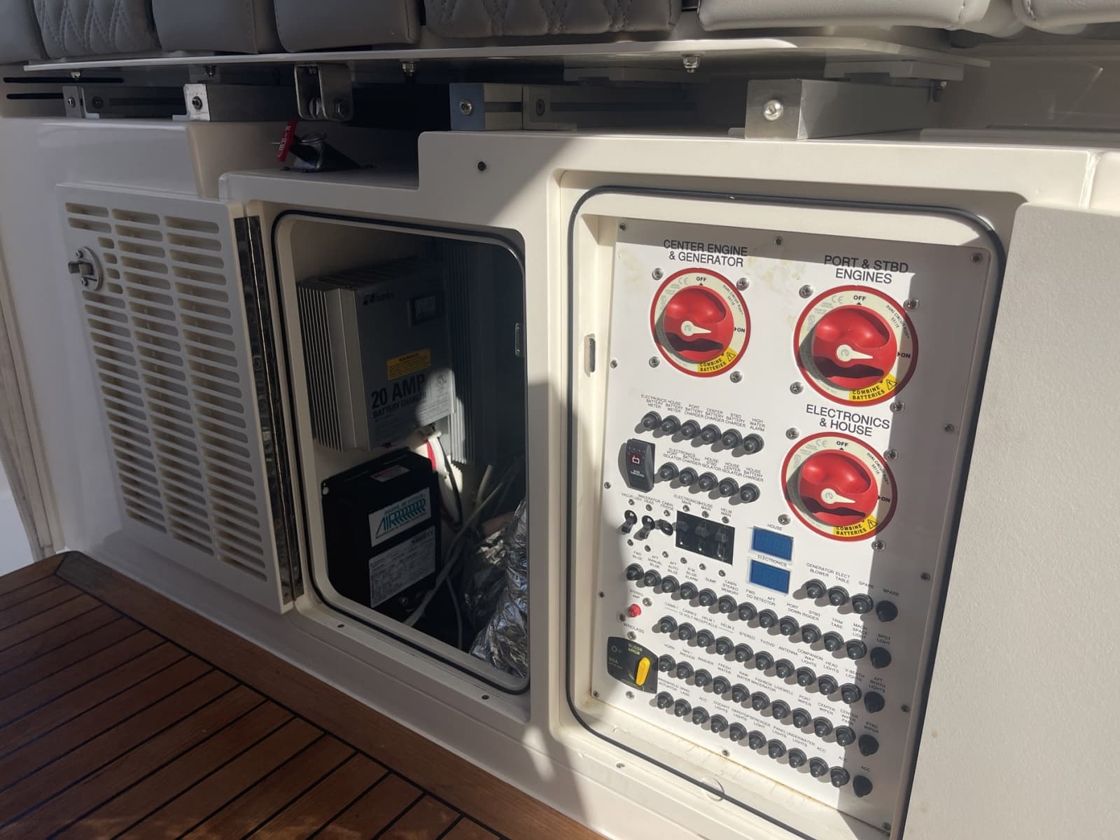 2017 Pursuit S 408 Sport