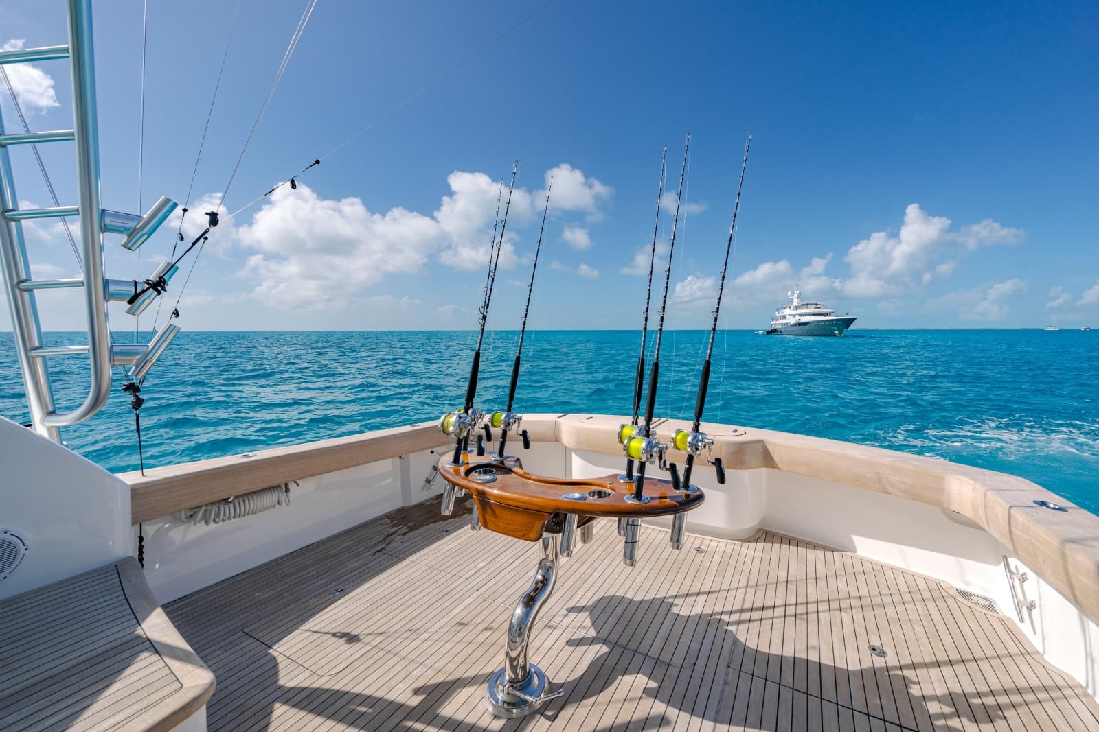 Viking 54 - REVELRY - Cockpit