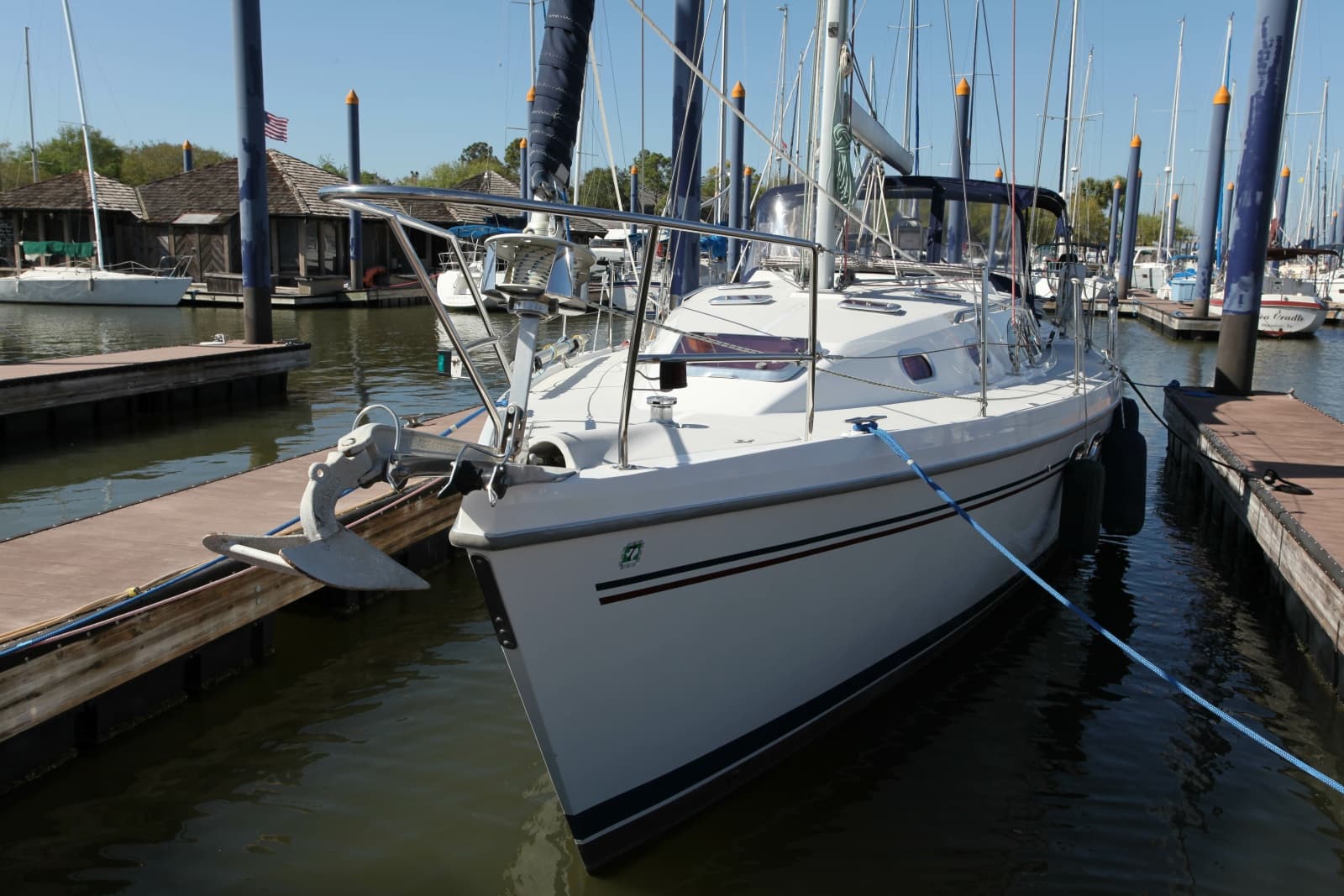 2005 Catalina 387