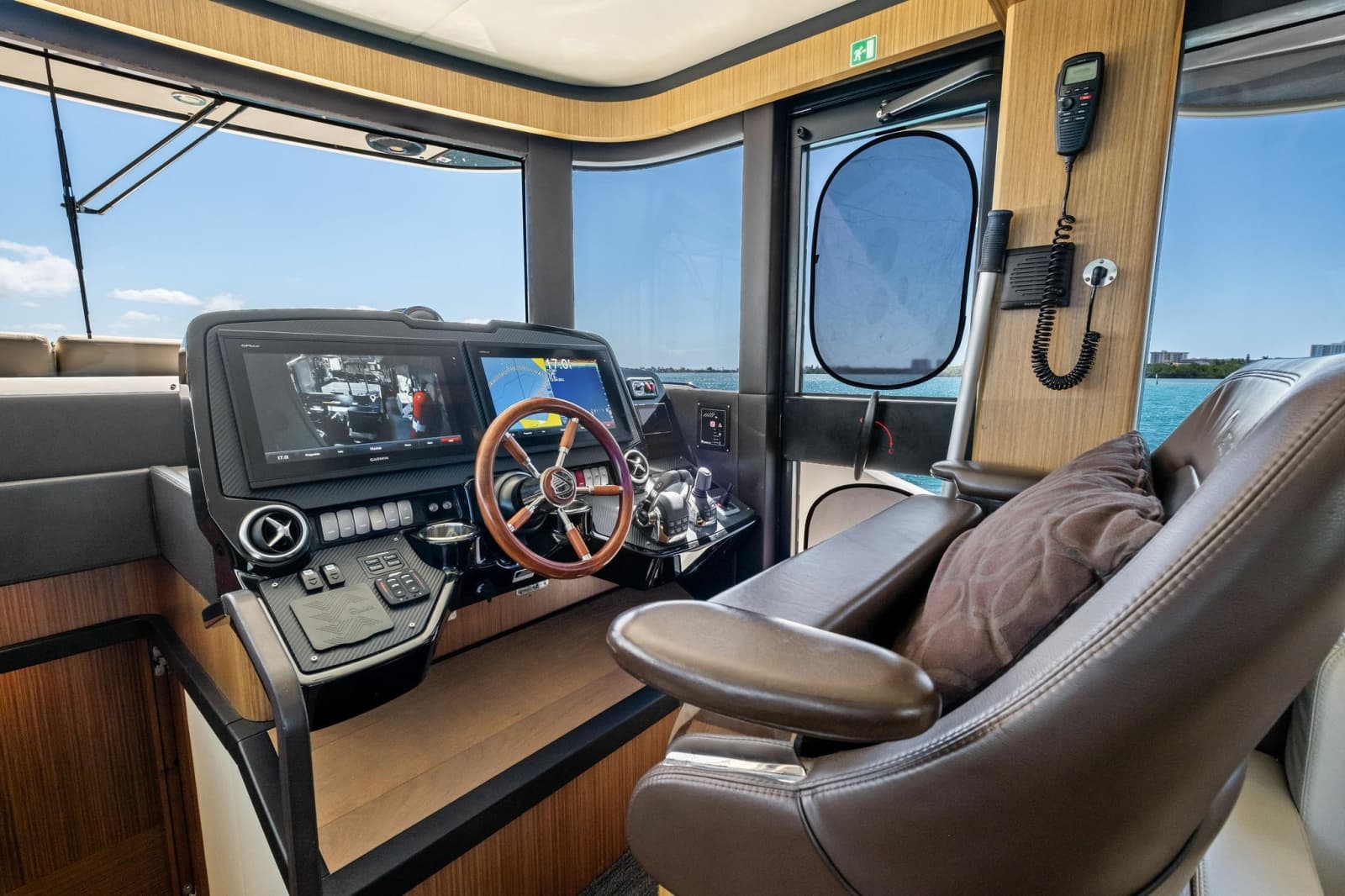2019 Absolute 52 Navetta - Photo 3