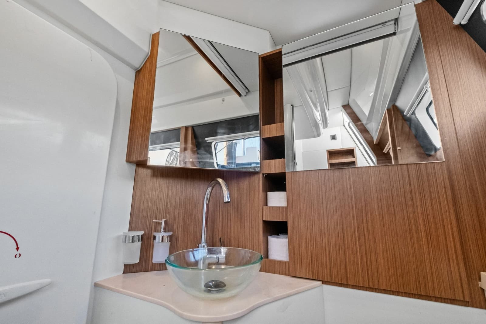 2019 Absolute 52 Navetta - Photo 63