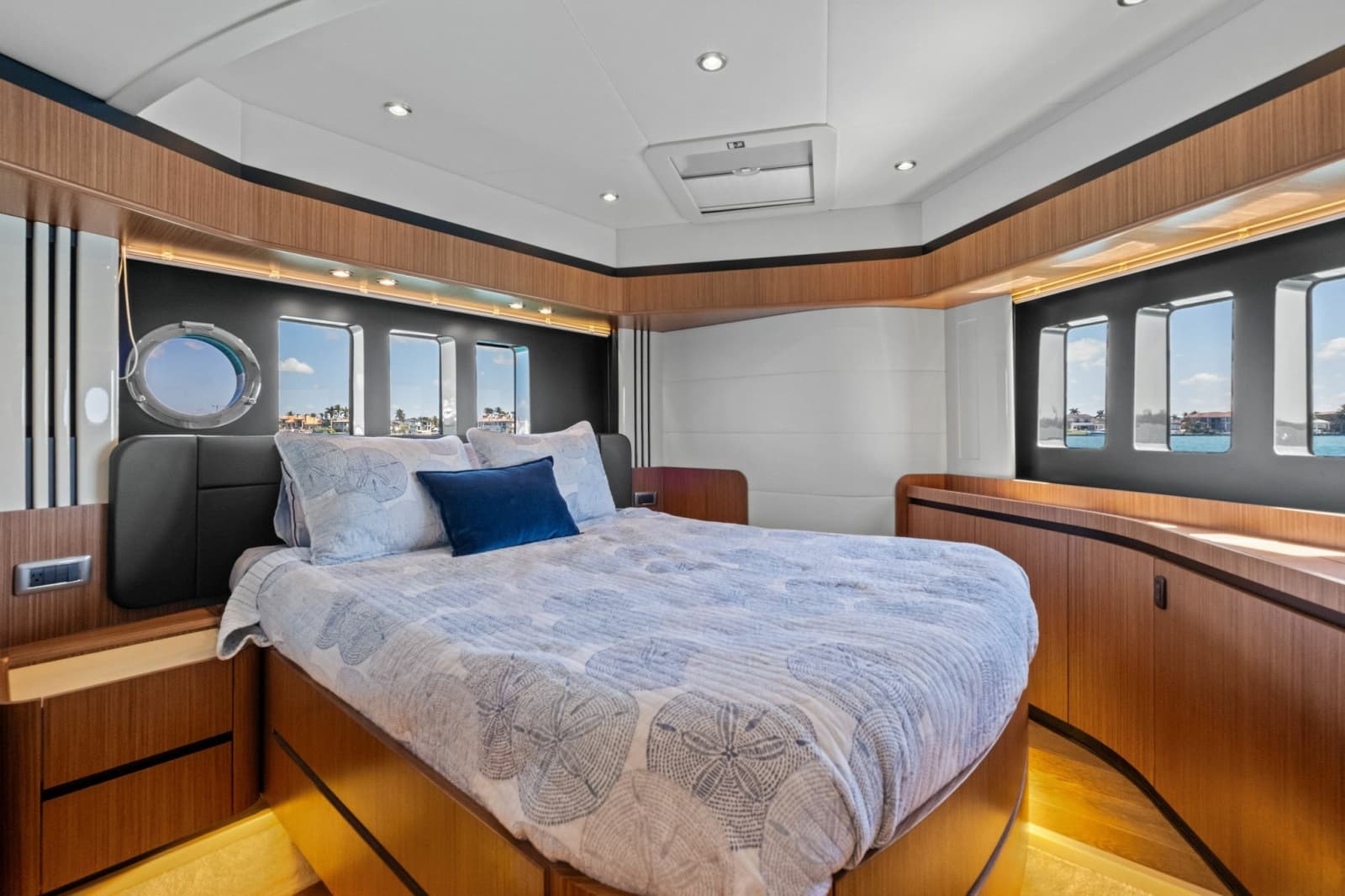 2019 Absolute 52 Navetta - Photo 35
