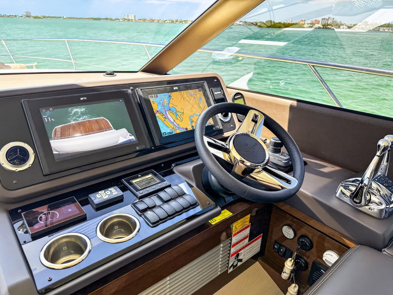 2023 Prestige 590 - Photo 70