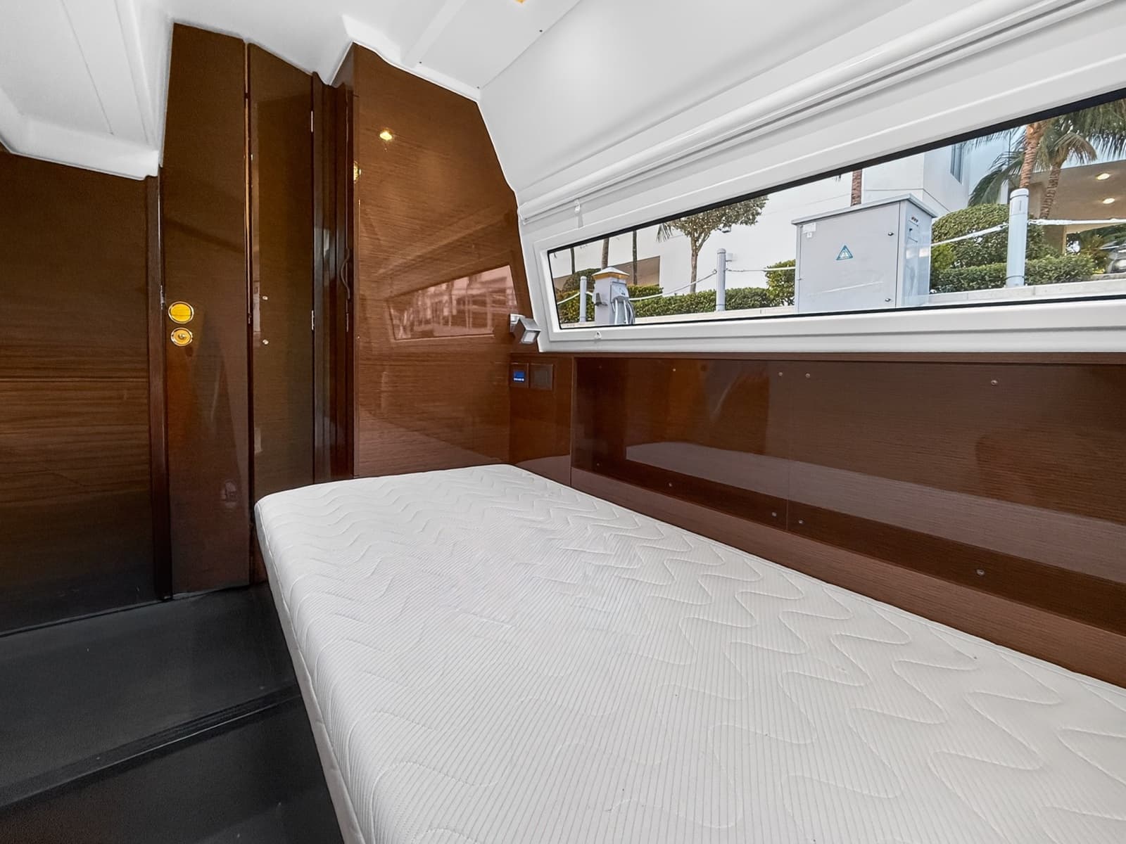 2023 Prestige 590 - Photo 62