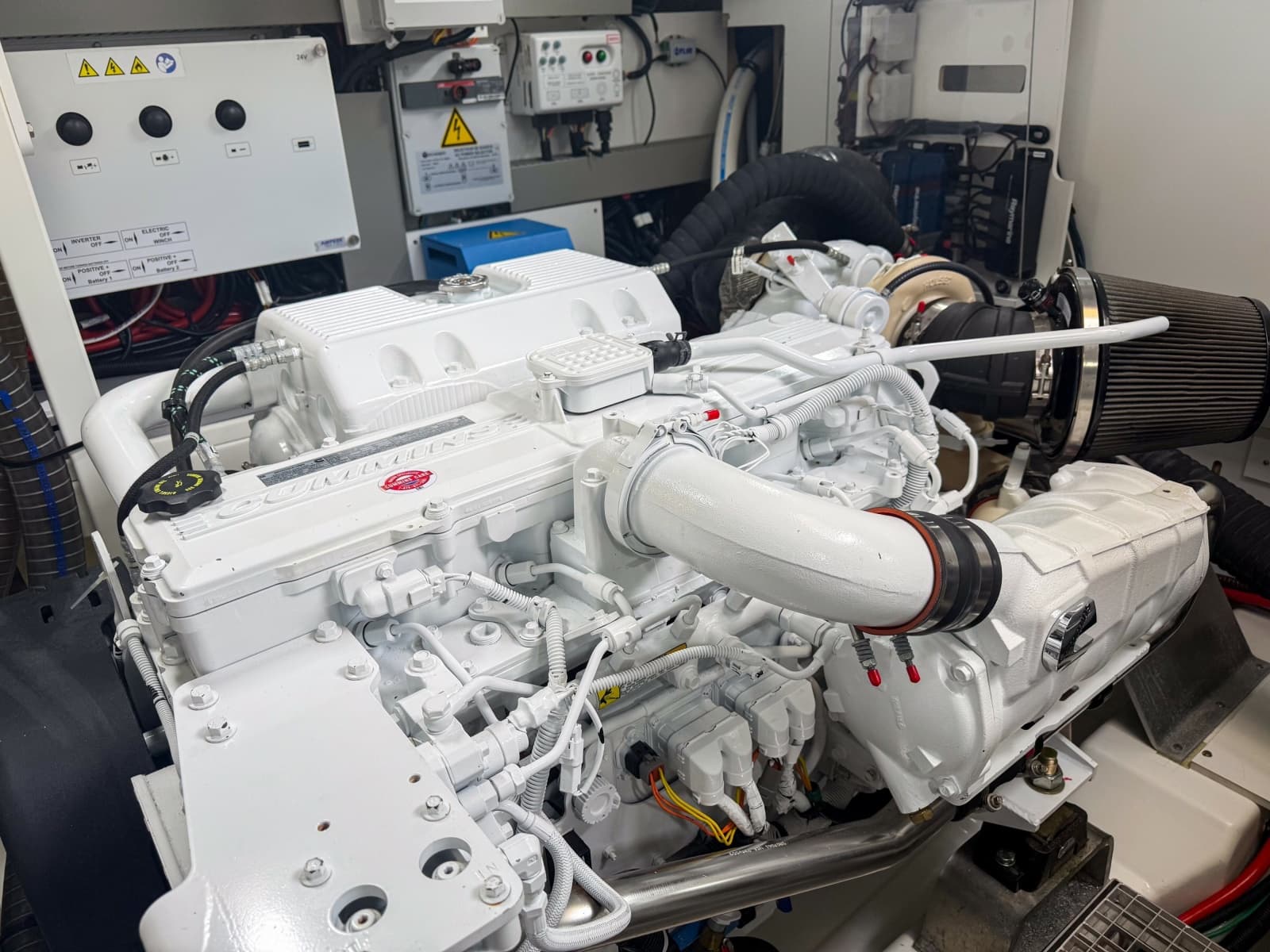 2023 Prestige 590 - Photo 28