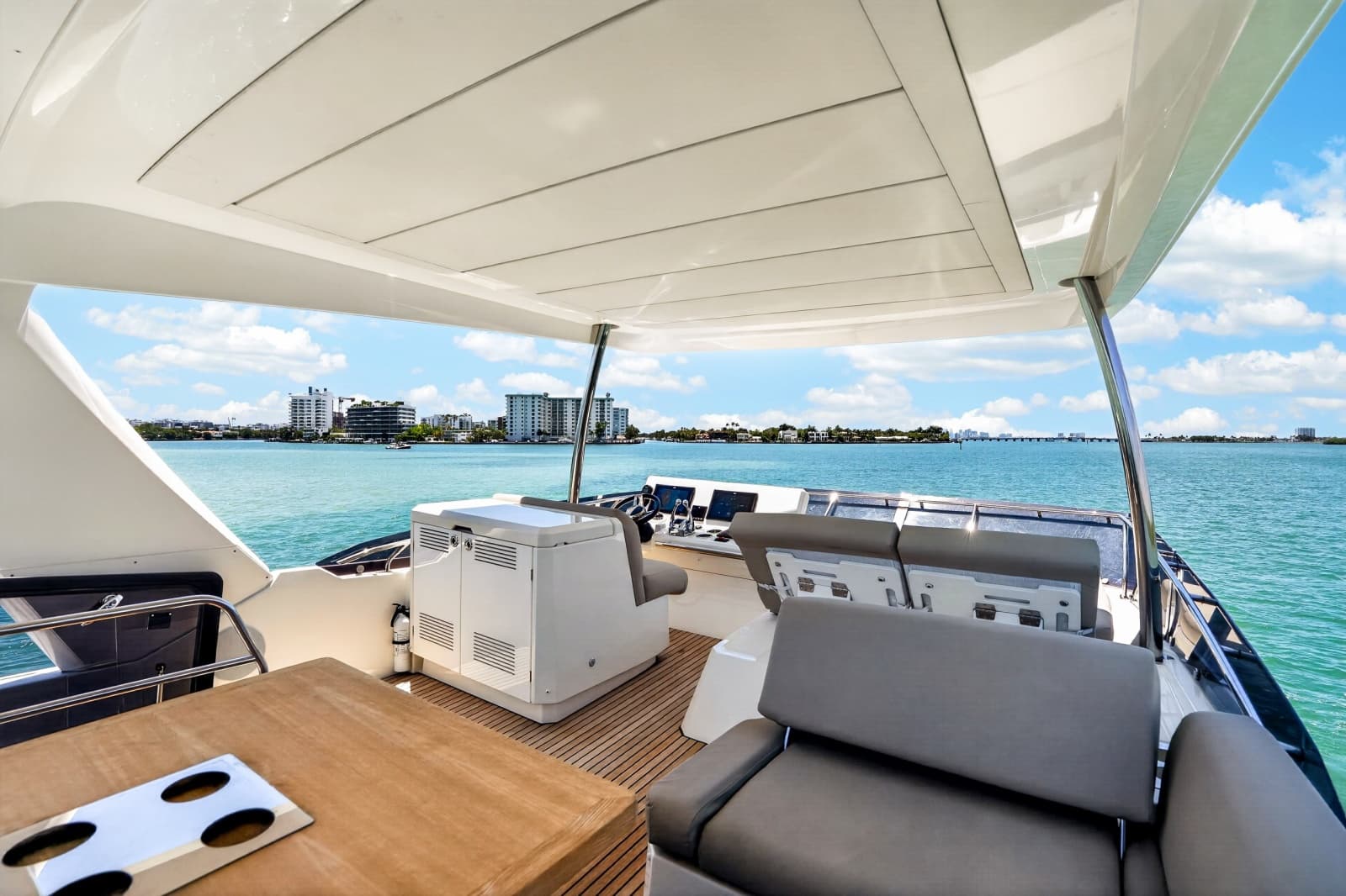 2023 Prestige 590 - Photo 71
