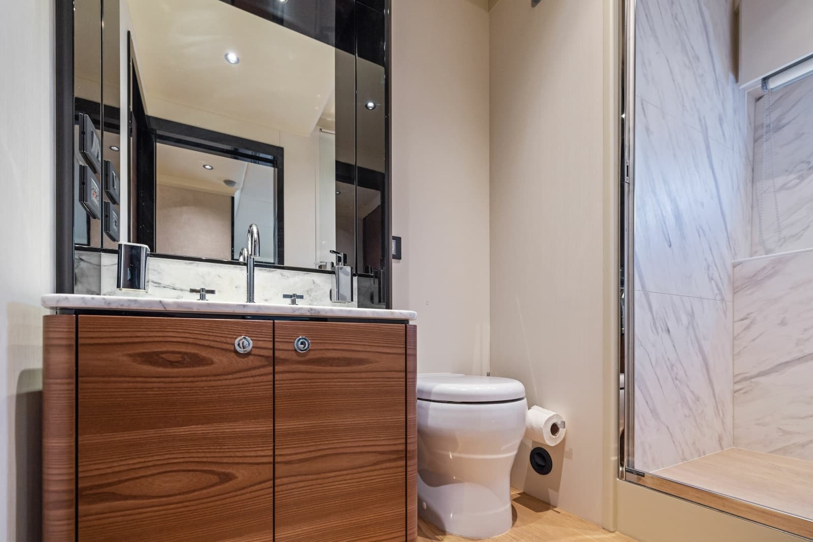 2024 Absolute Navetta 64