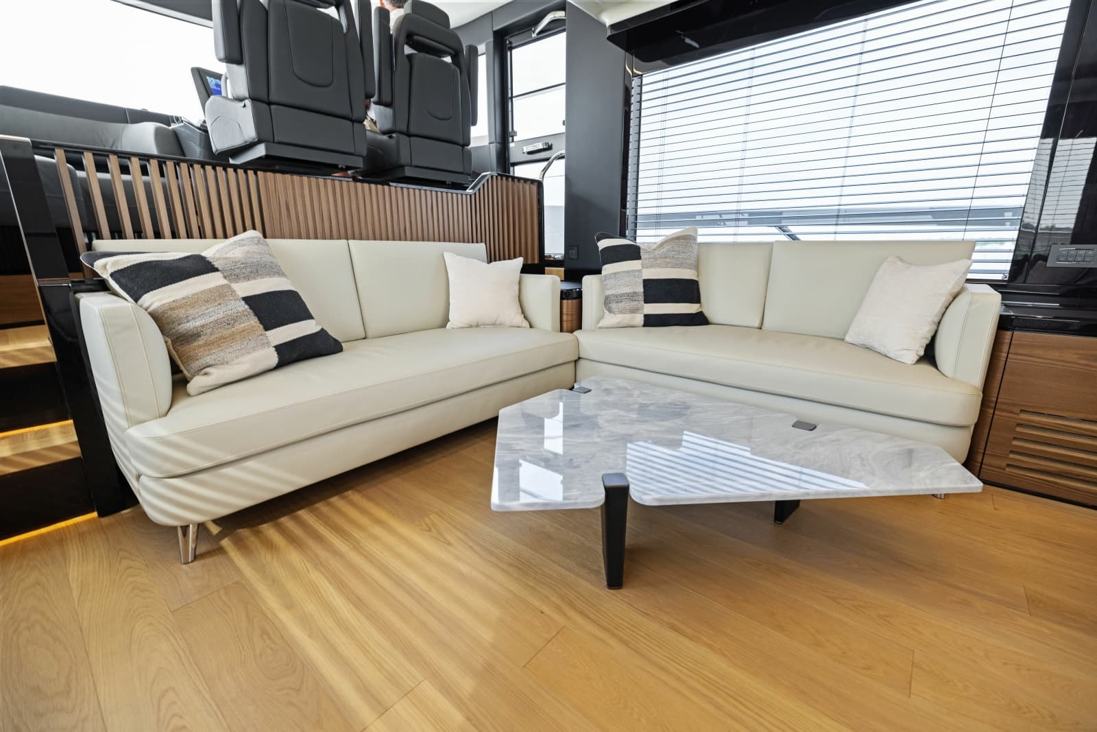 2024 Absolute Navetta 64