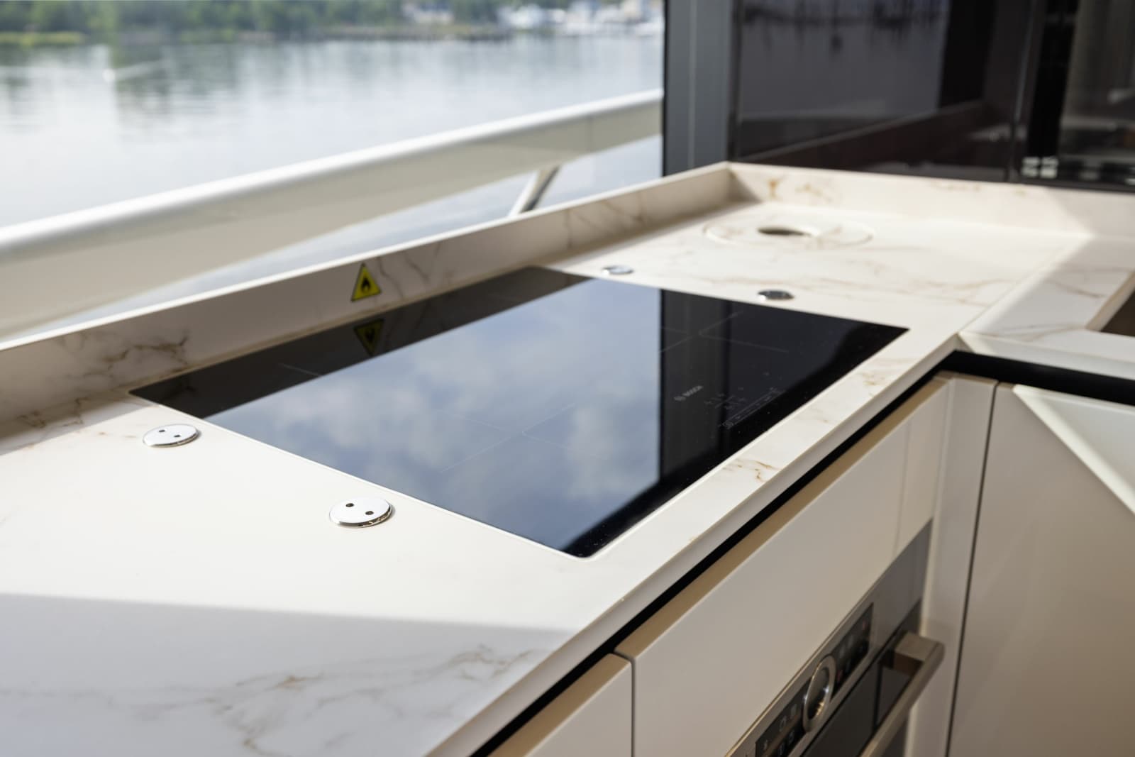 2024 Absolute Navetta 64