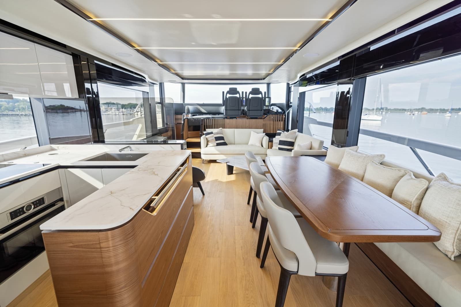 2024 Absolute Navetta 64