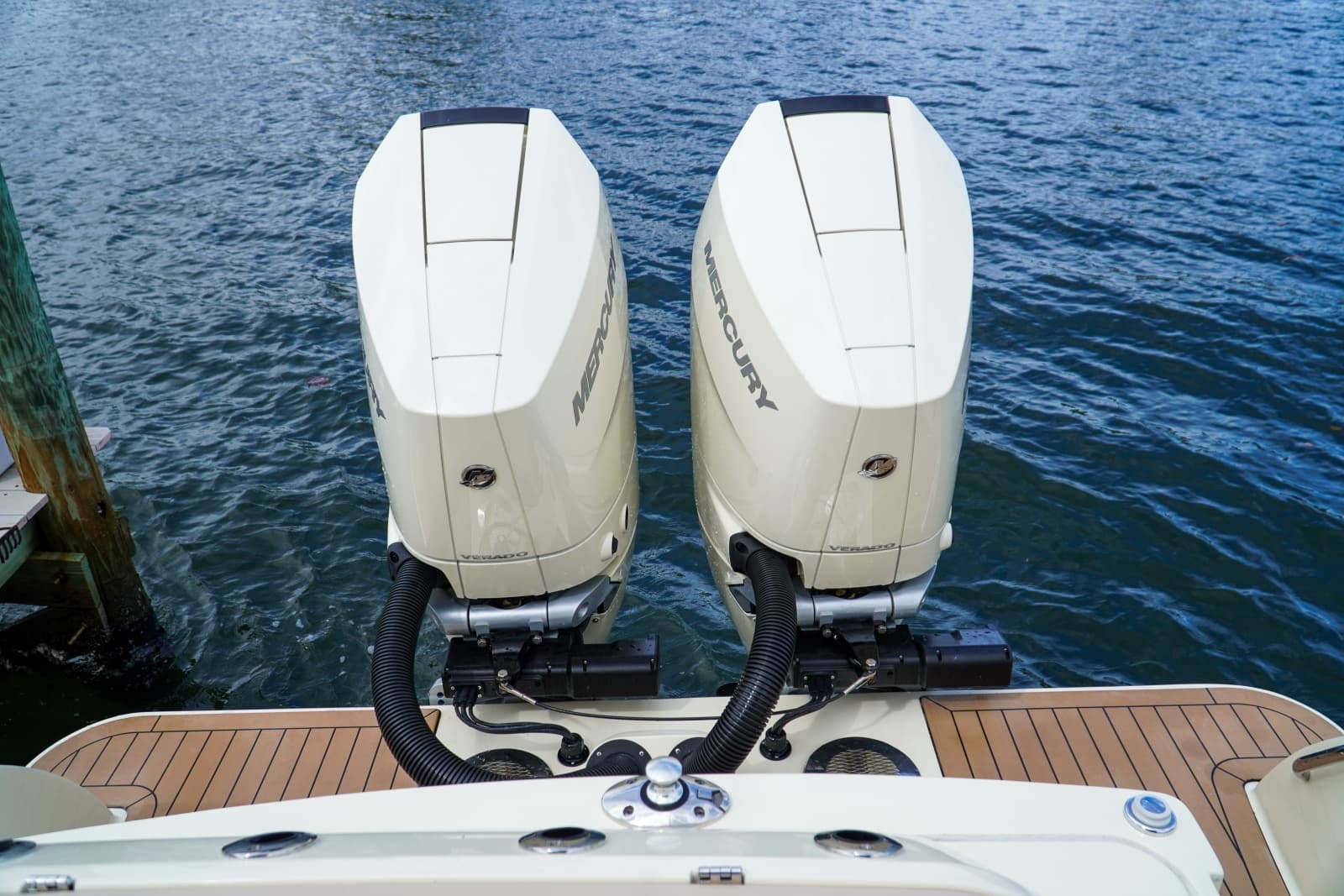 2026 Chris-Craft 31 Catalina